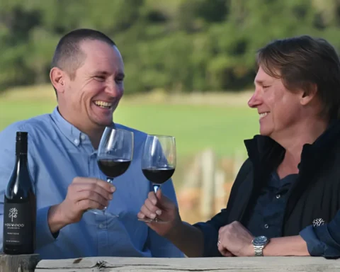 Winemaker Darryl Catlin and Sidewood owner Owen Inglis